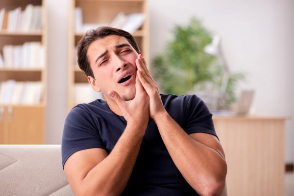 Can Impacted Teeth Cause Headaches?