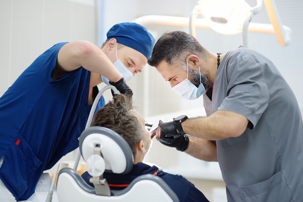 How A General Dentist Treats A Dental Cavity